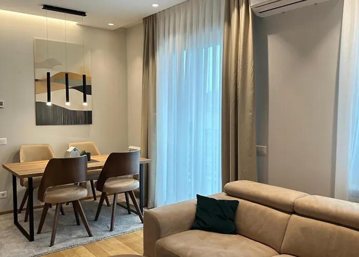 Aurum Lux Apartamento *