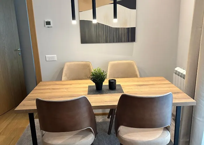 Aurum Lux Apartamento *